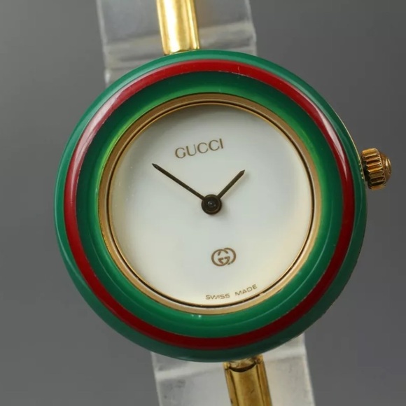 GUCCI LUXURY Bracelet Watch - Picture 5 of 9